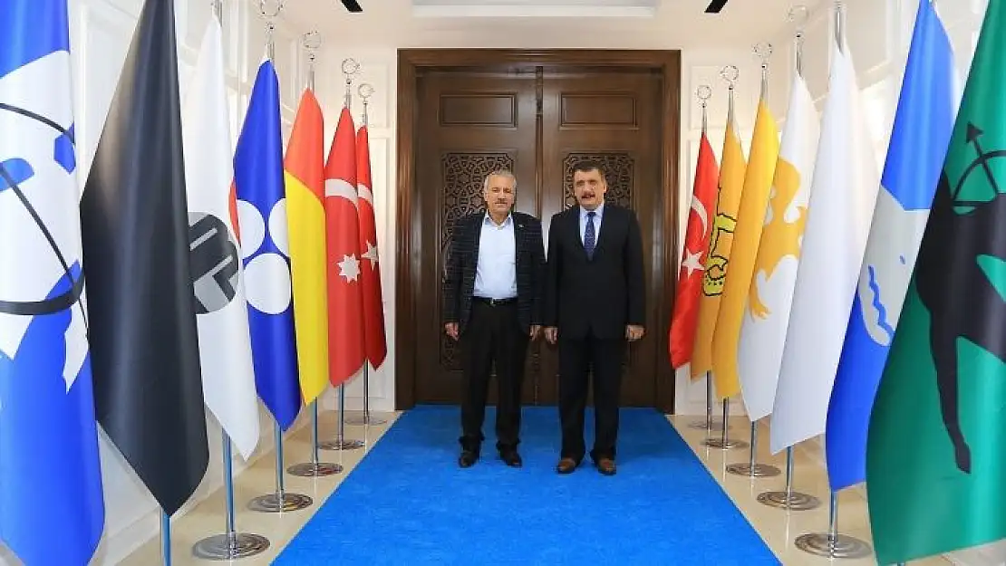 AK Parti Malatya Milletvekili Şahin, Başkan Gürkan'ı Ziyaret Etti