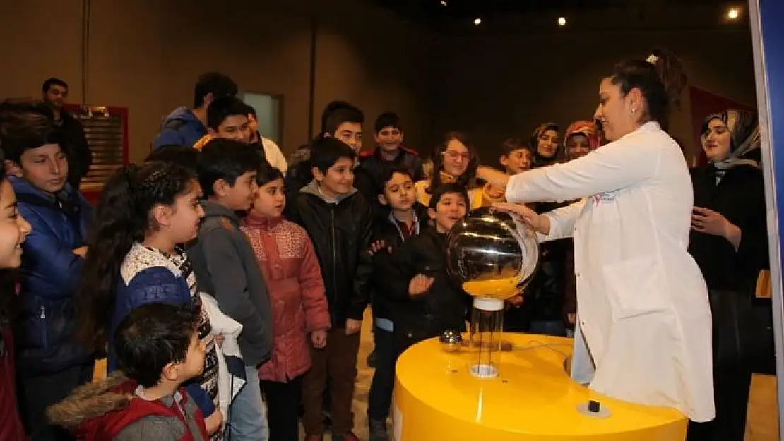 Adem'den 'Öğrenci Koçluğu Programı'