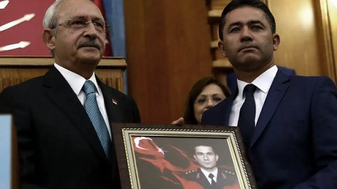 Yarbay Mehmet Alkan CHP'de