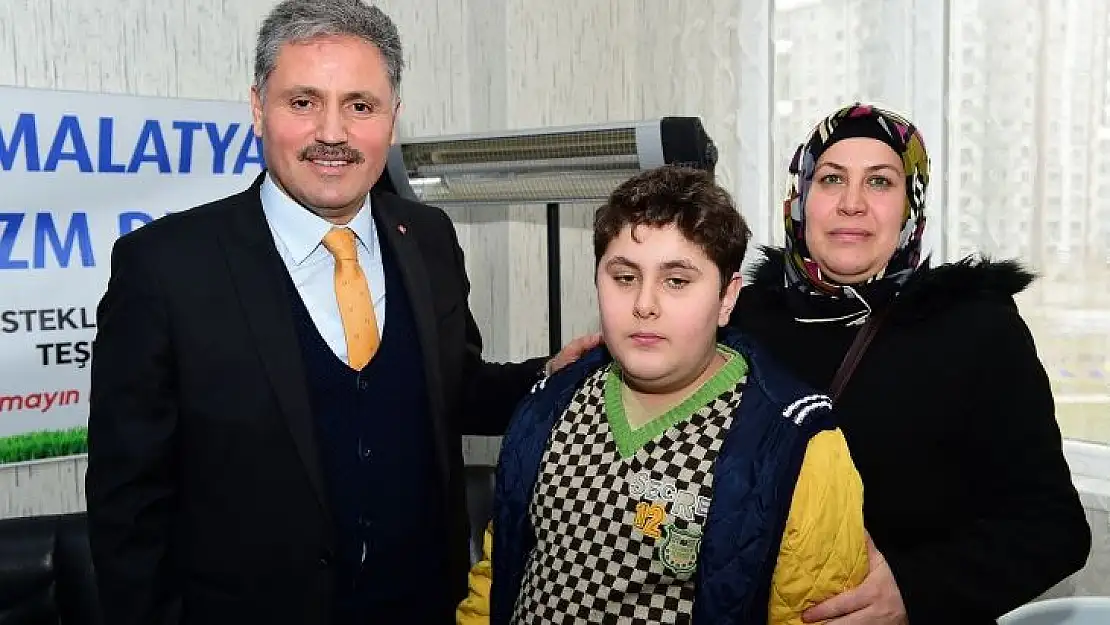 İnsana Dokunan Hizmetler Üretmeye Gayret Ediyoruz