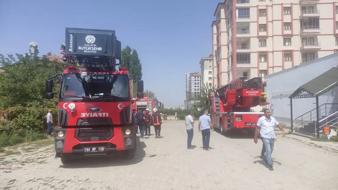 Malatya İtfaiyesi Hızır gibi yetişti yangın kısa sürede söndürüldü