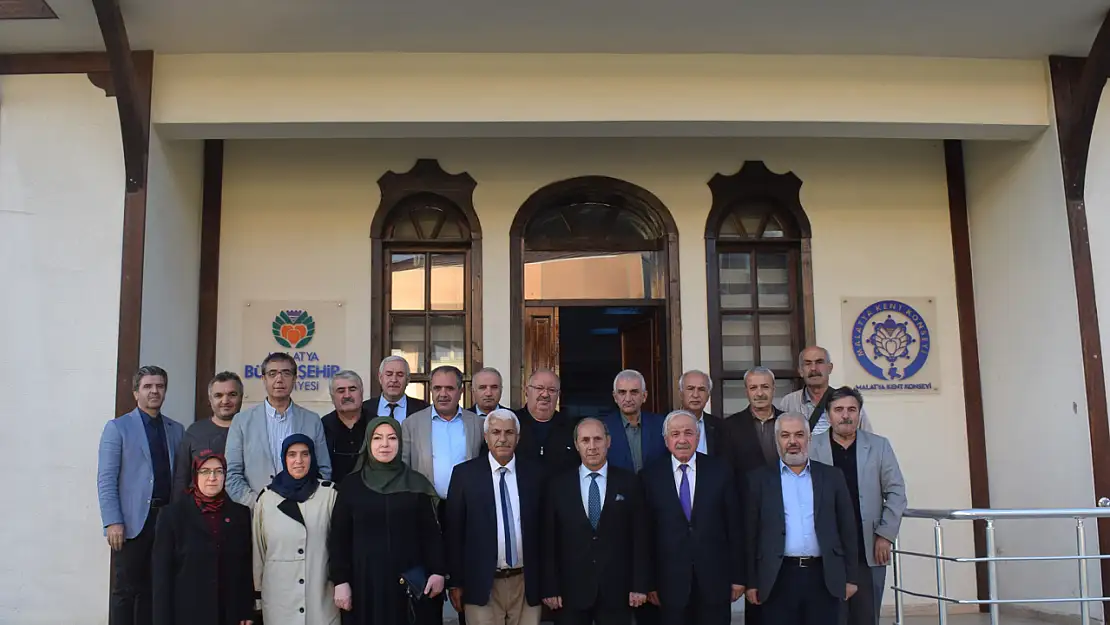 Malatya Kent Konseyi Şehir Gönüllüleri Meclisi'nden İsrail Ürünleri Yerine Yerli Ürünlere Destek Çağrısı