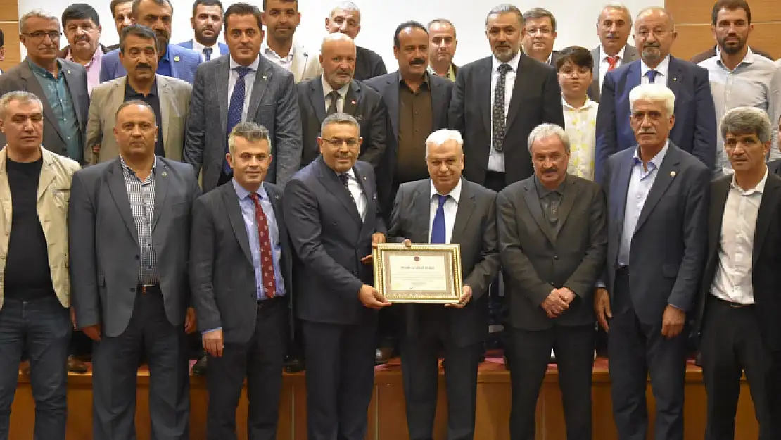 Malatya TSO tarafından Prof. Dr. Sezai Yılmaz'a 'Şeref Üyeliği' unvanı verildi