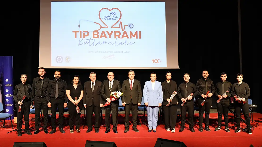 Malatya Turgut Özal Üniversitesinde 14 Mart Tıp Bayramı kutlama programı düzenlendi.