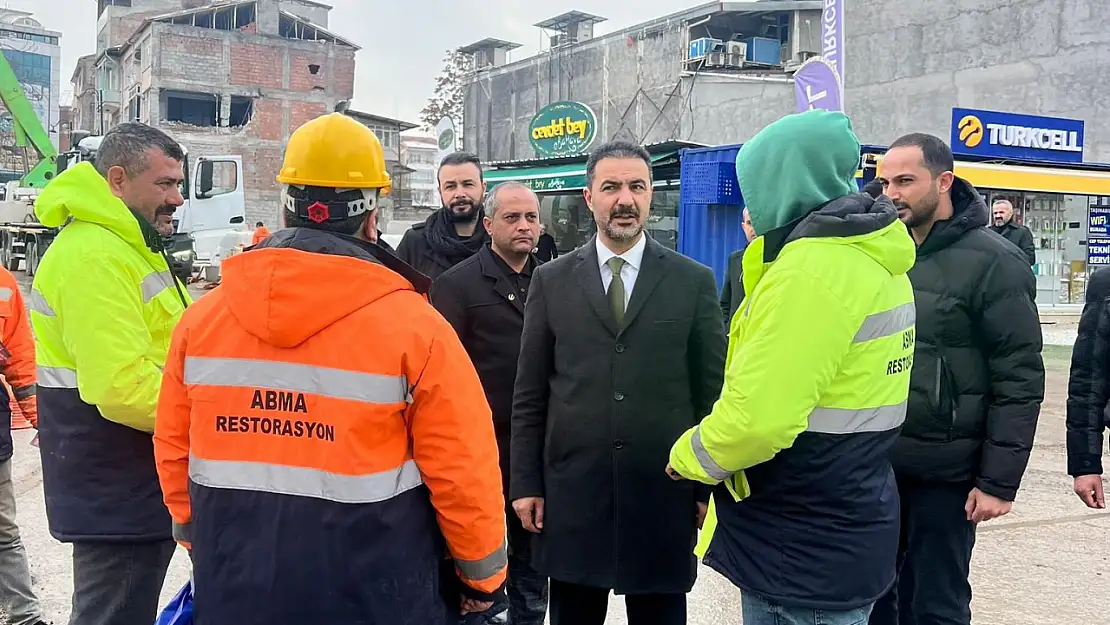 'Malatyalılar, bu kenti yıkanlara ve enkaza çevirenlere yetki vermemeli'