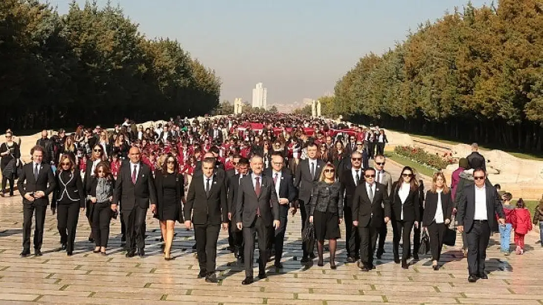 Mektebim, 4 Bin Öğrencisiyle Anıtkabir'de…