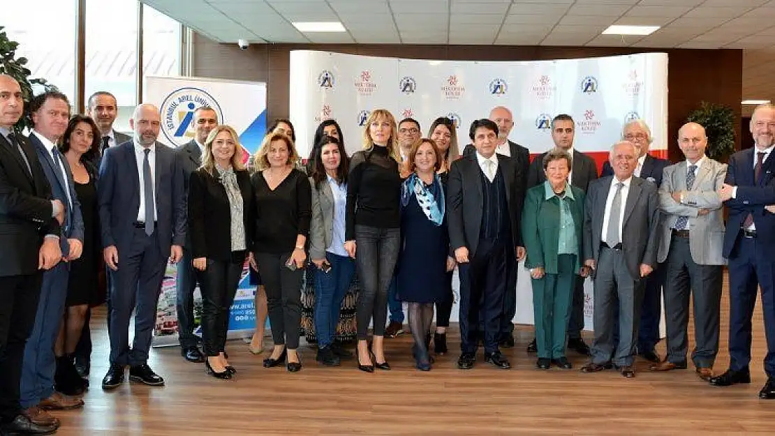 Mektebim ve Arel 'Sana Değer Öğretmenim' dedi..
