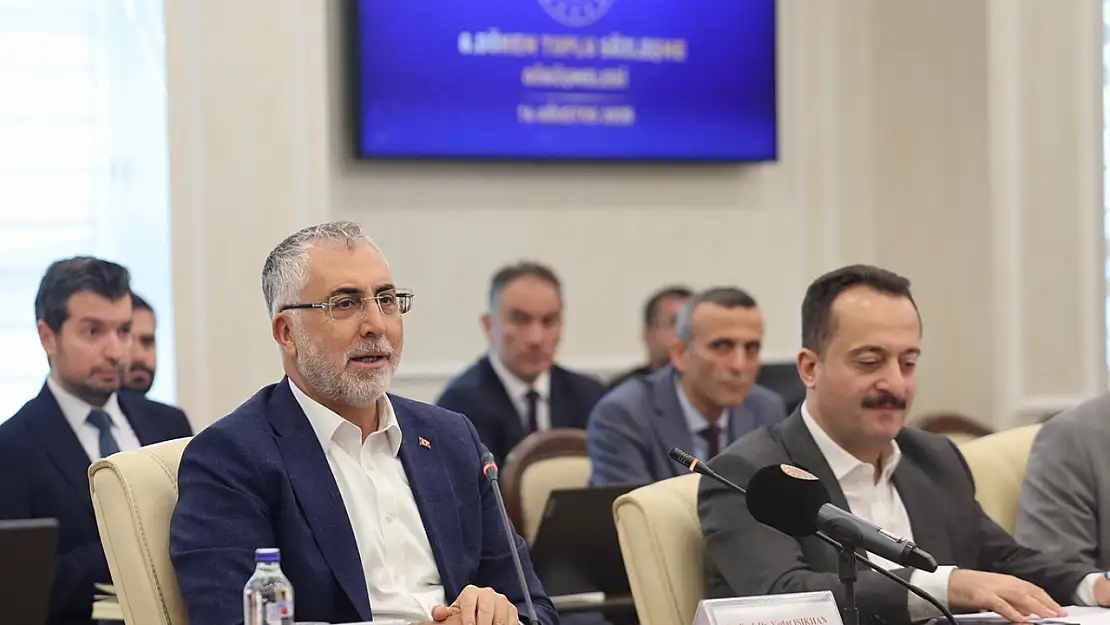 Memur zammında hükümetten son teklif: 2026'da yüzde 11+7, 2027'de yüzde 4+4
