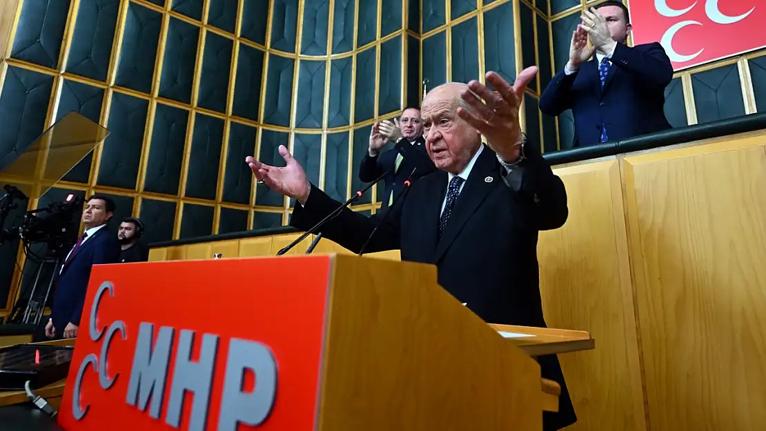 MHP Lideri Bahçeli, Cumhur İttifakı üzerinde MHP'ye yersiz eleştiride bulunanlara sert cevap verdi.