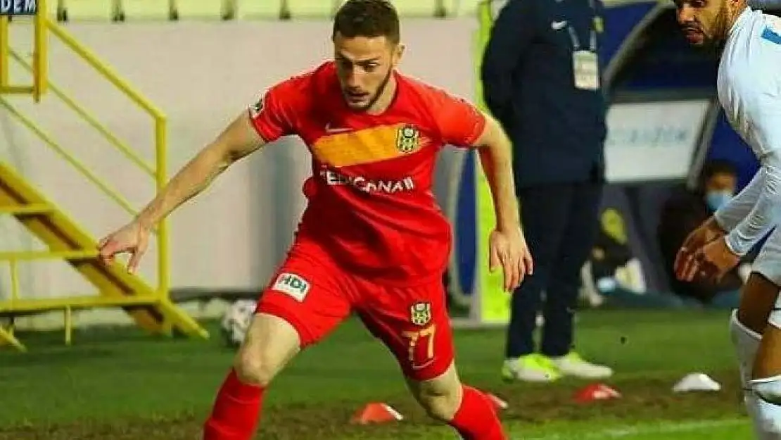 Mustafa Eskihellaç' da Gitmek Üzere