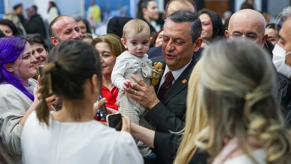 Özgür Özel: 'Bu Emekliler Nasıl Geçinsin'