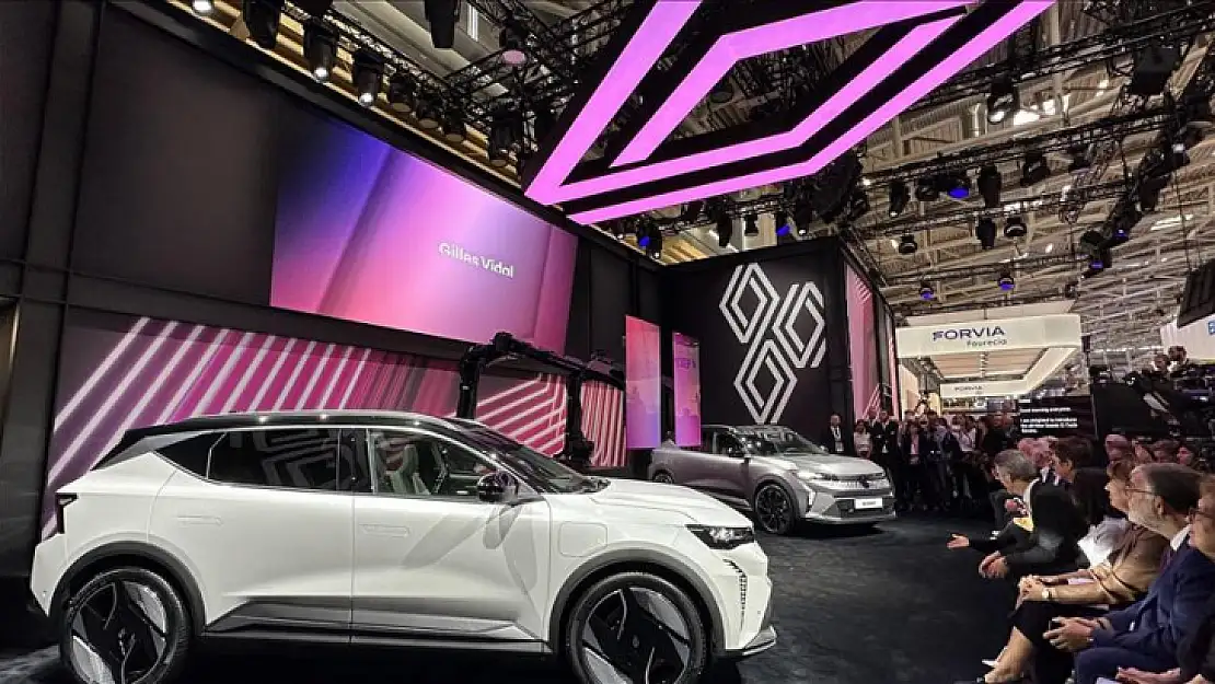 Renault, IAA Mobility 2023'te yeni modelleriyle yerini aldı