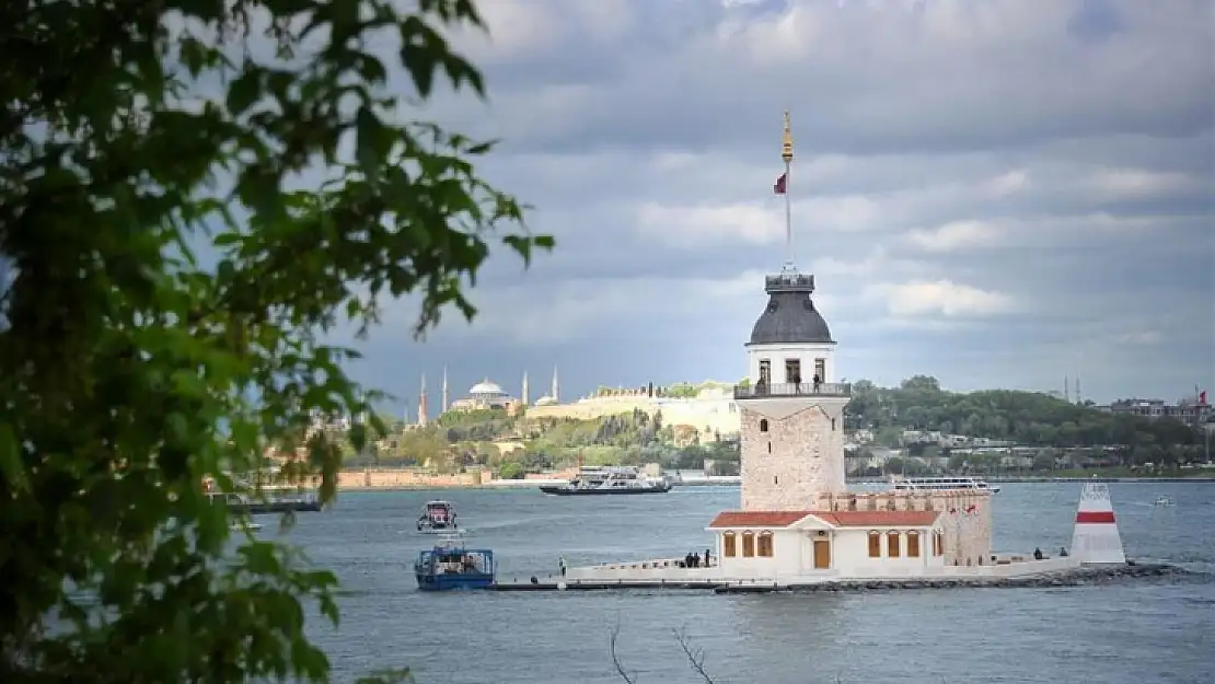 Restorasyonu biten Kız Kulesi açılıyor.