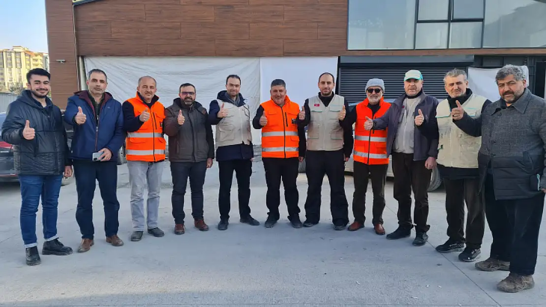 Saadet Partisi Genel Merkezi tarafından başlatılan deprem seferberliği devam ediyor.