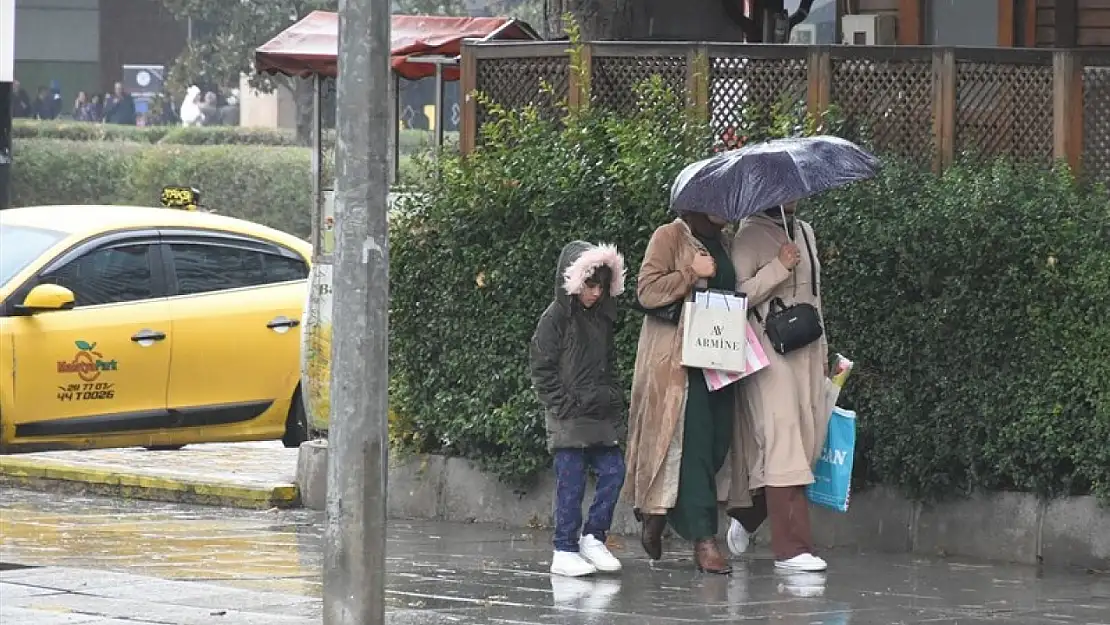 Şanlıurfa ve Malatya'da yağmur etkili oldu