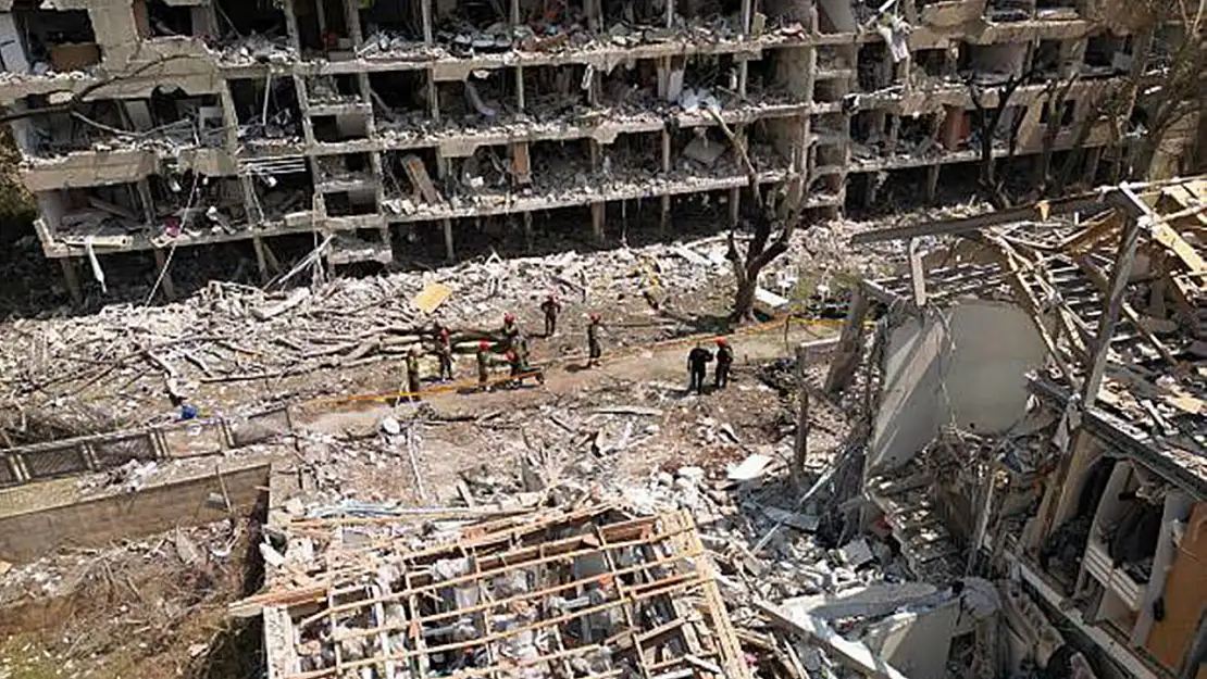 Savaş 11. gününde: Siyonist rejim geri adım sinyali verdi, İran direnişi sürüyor
