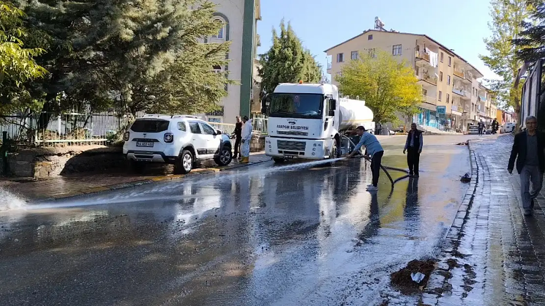 Temizlik Çalışmaları Arapgir Genelinde Devam Ediyor