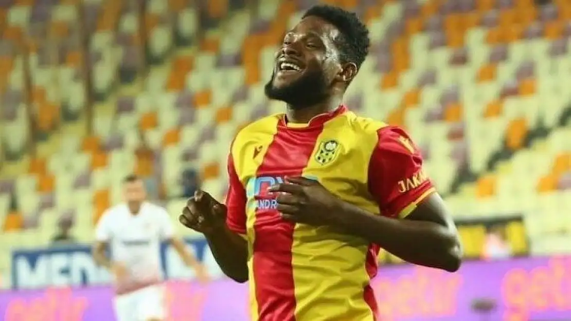 Tetteh'te Antrenmanda Sakatlandı