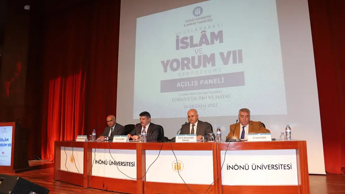 Uluslararası İslam ve Yorum Sempozyumu Düzenlendi