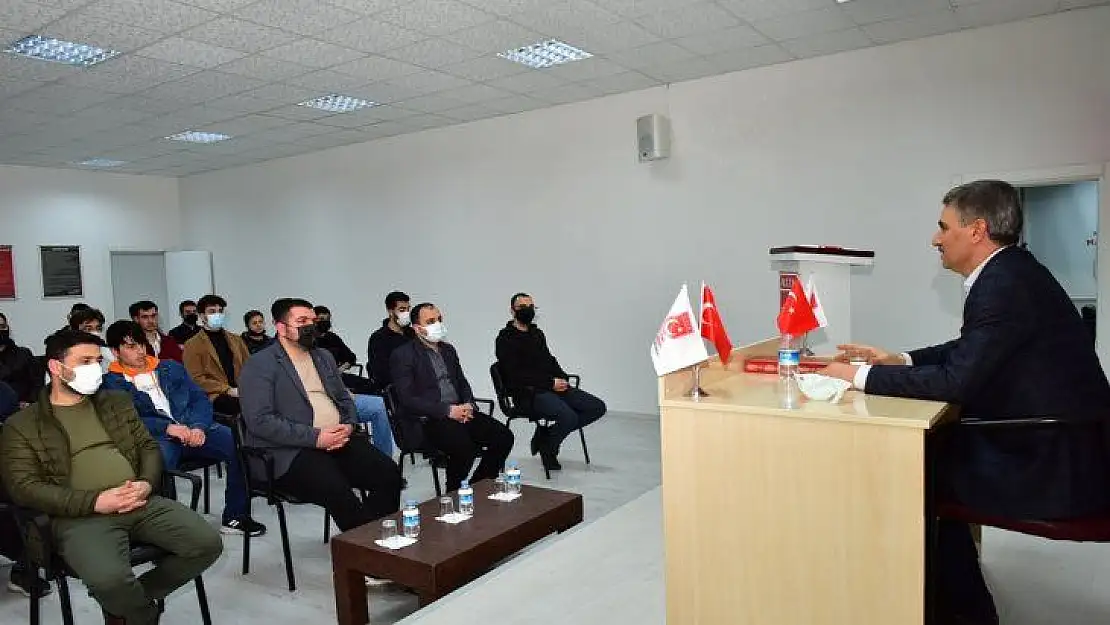 Vali Baruş MTTB'li Gençlerle Buluştu