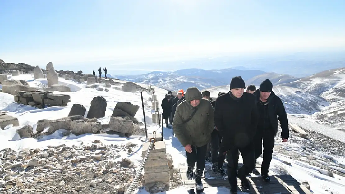 Vali Hulusi Şahin Nemrut Dağı Milli Parkında