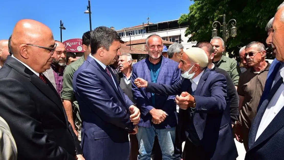 Vali Şahin Yeni Cami'de İncelemelerde Bulundu