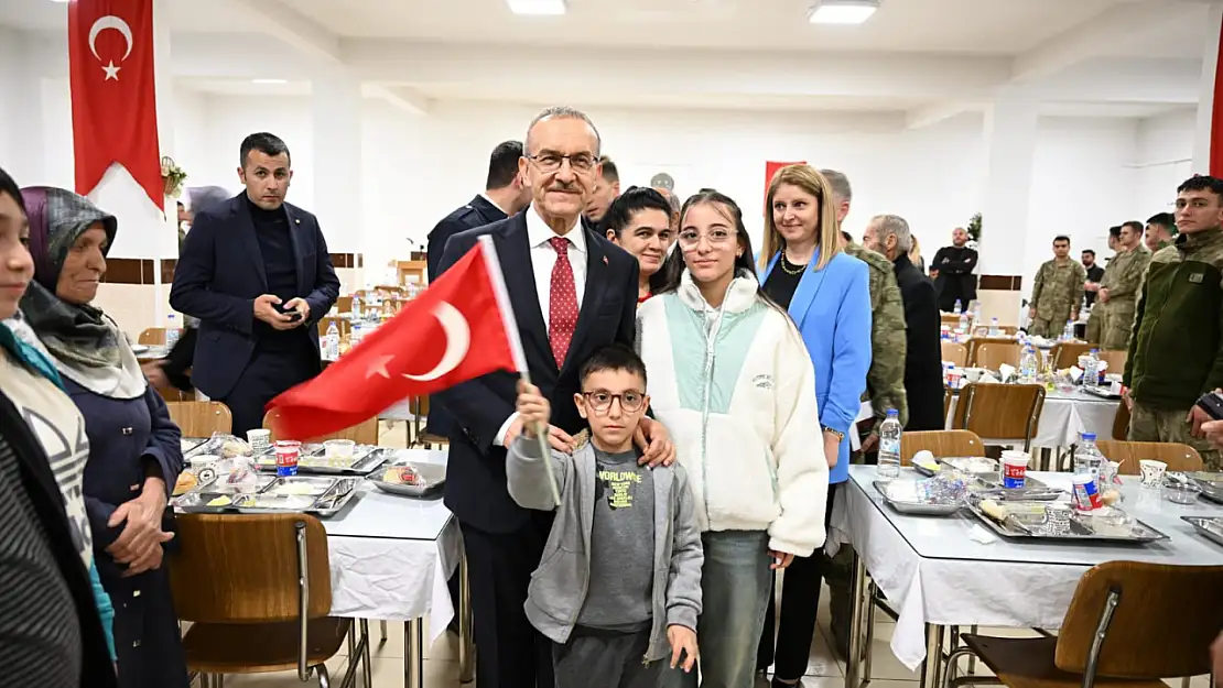 Vali Seddar Yavuz, Şehit Aileleri ve Gazilerle İftar Programında Bir Araya Geldi