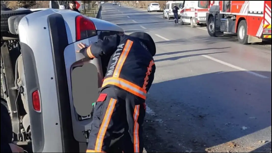 Yakınca Mahallesinde Trafik Kazası 3 yaralı