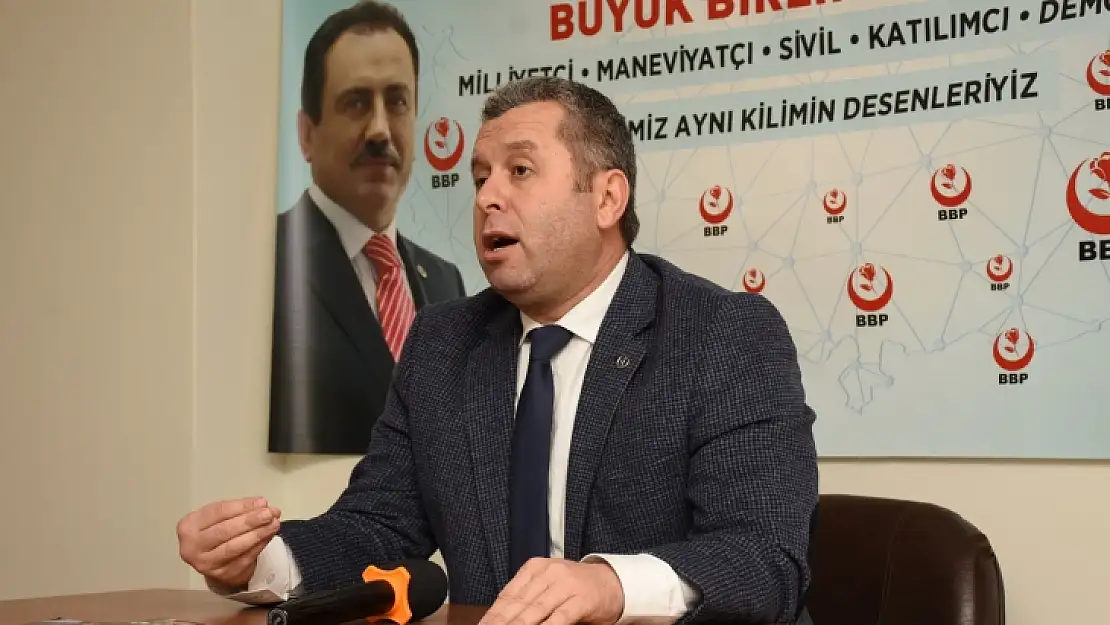 Yardımcıoğlu: Kredi Uygulaması Kaldırılmalı, Her Öğrenciye Burs Verilmeli!