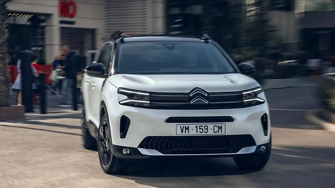 Yeni Citroen C5 Aircross Hybrid 136, Türkiye'de satışa çıktı