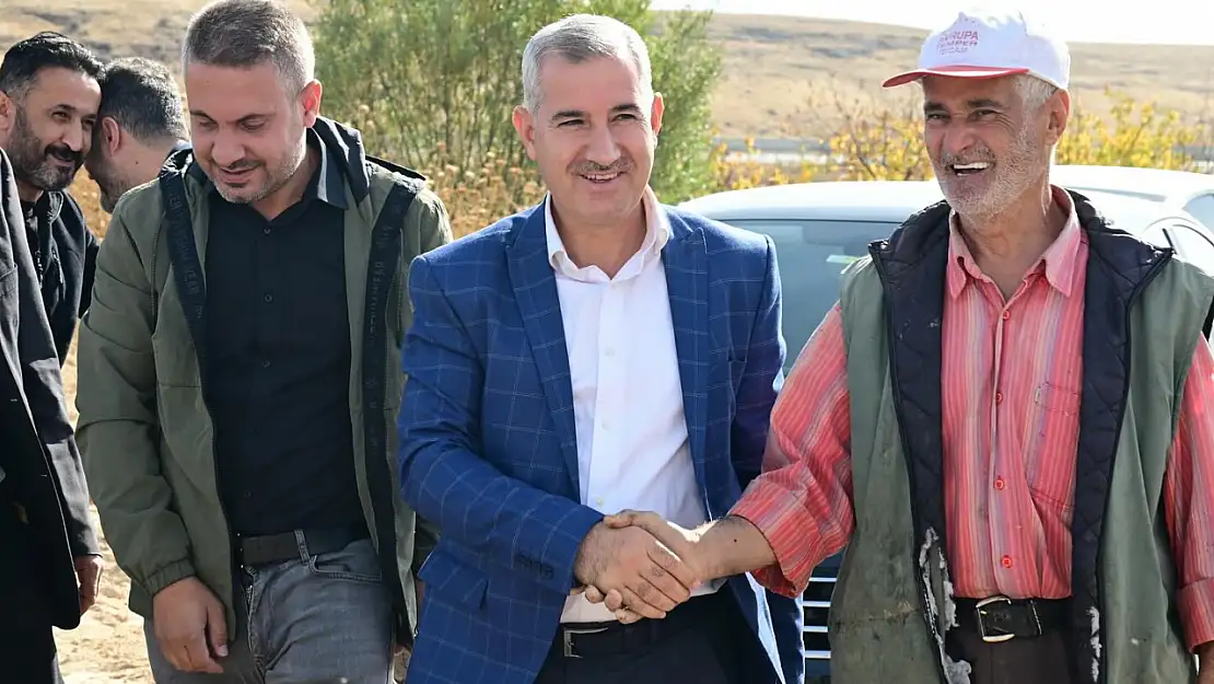 Yeşilyurt Belediyesi 2023 Yılı İçin Belirlediği 300 Km Sathi Kaplama Hedefine Ulaştı