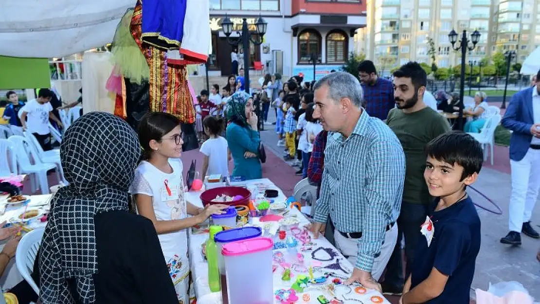 Yeşilyurt Kent Konseyinin 'Geri Dönüşüm Çarşısı' Etkinliği Renkli Ve Heyecanlı Geçti