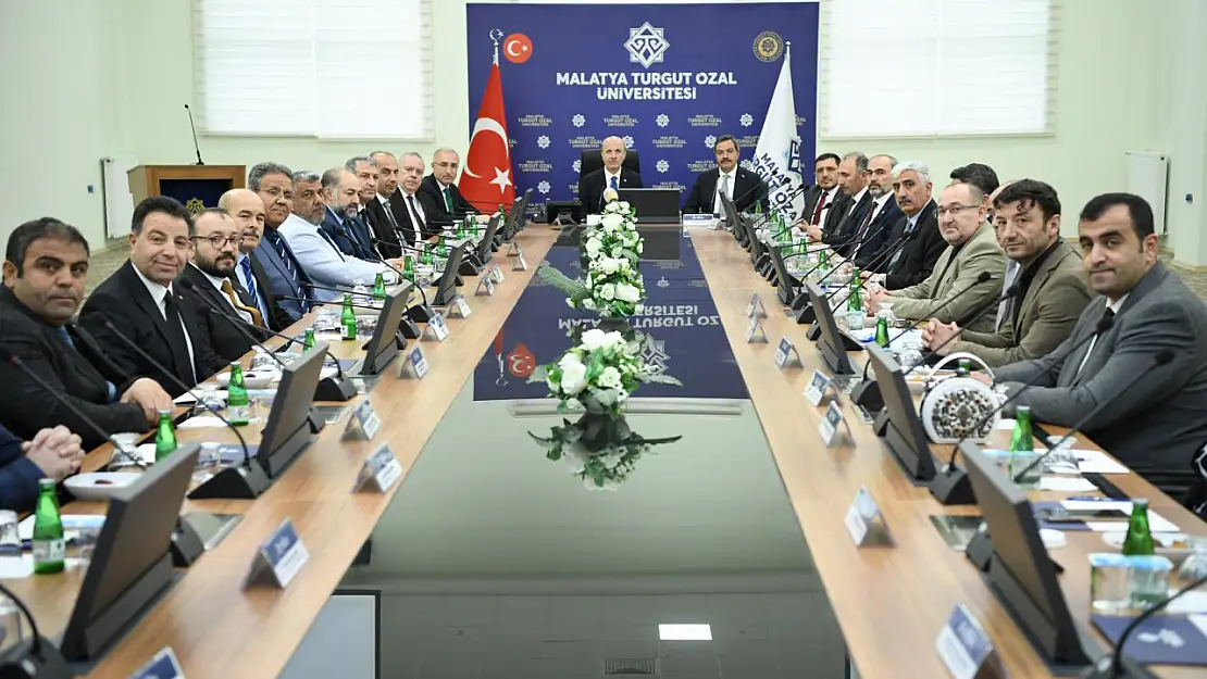 YÖK Başkanı Prof. Dr. Erol Özvar Turgut Özal Üniversitesini ziyaret etti.