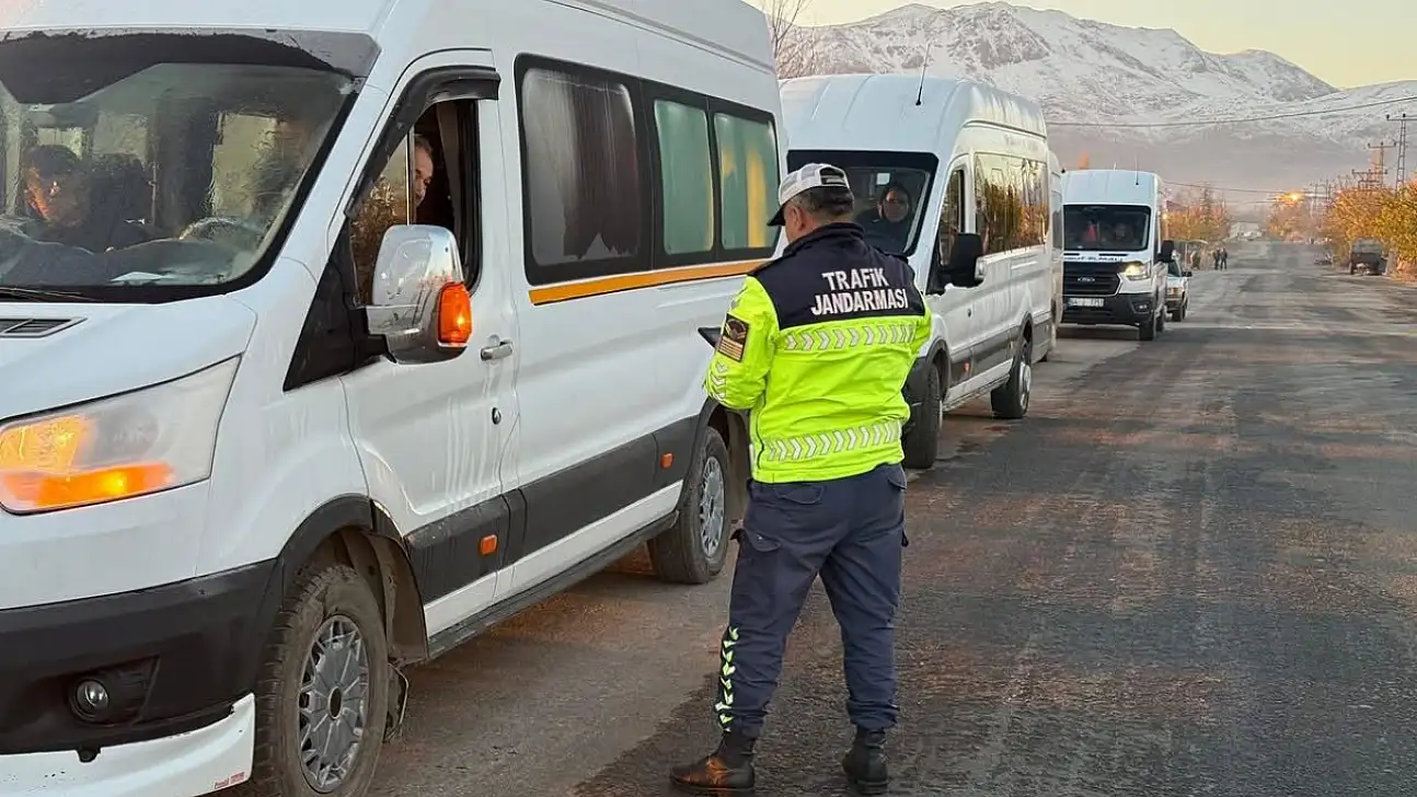 Doğanşehir'de Kış Lastiği Denetimi Yapıldı