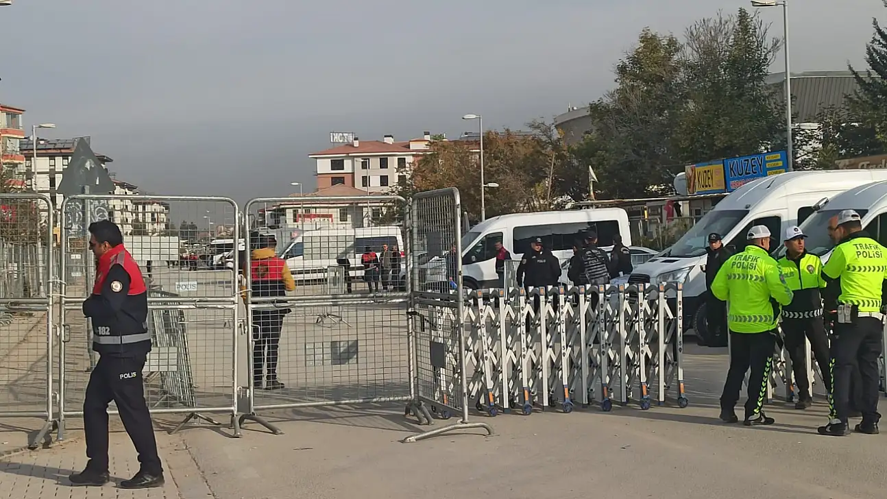 Malatya'da 116 Sanıklı Çete Davası Spor Salonunda Başladı