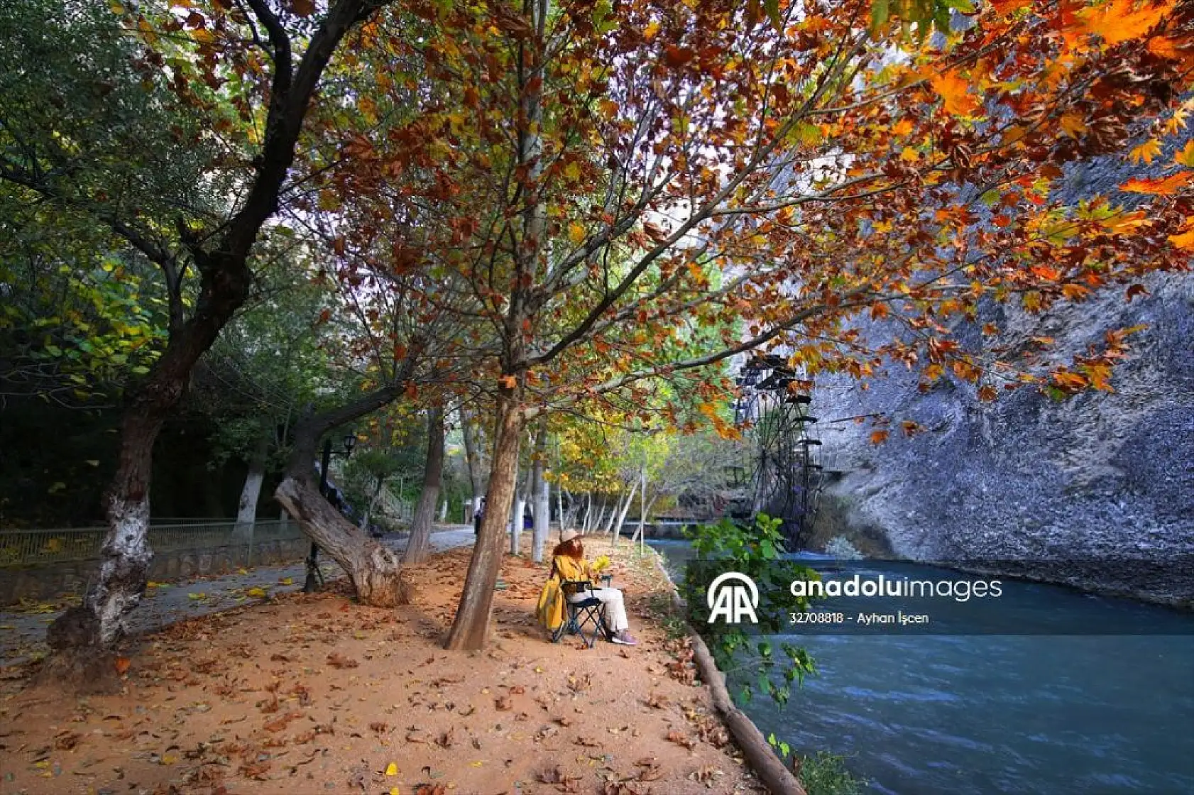 Tohma Kanyonu sonbahar renklerine büründü