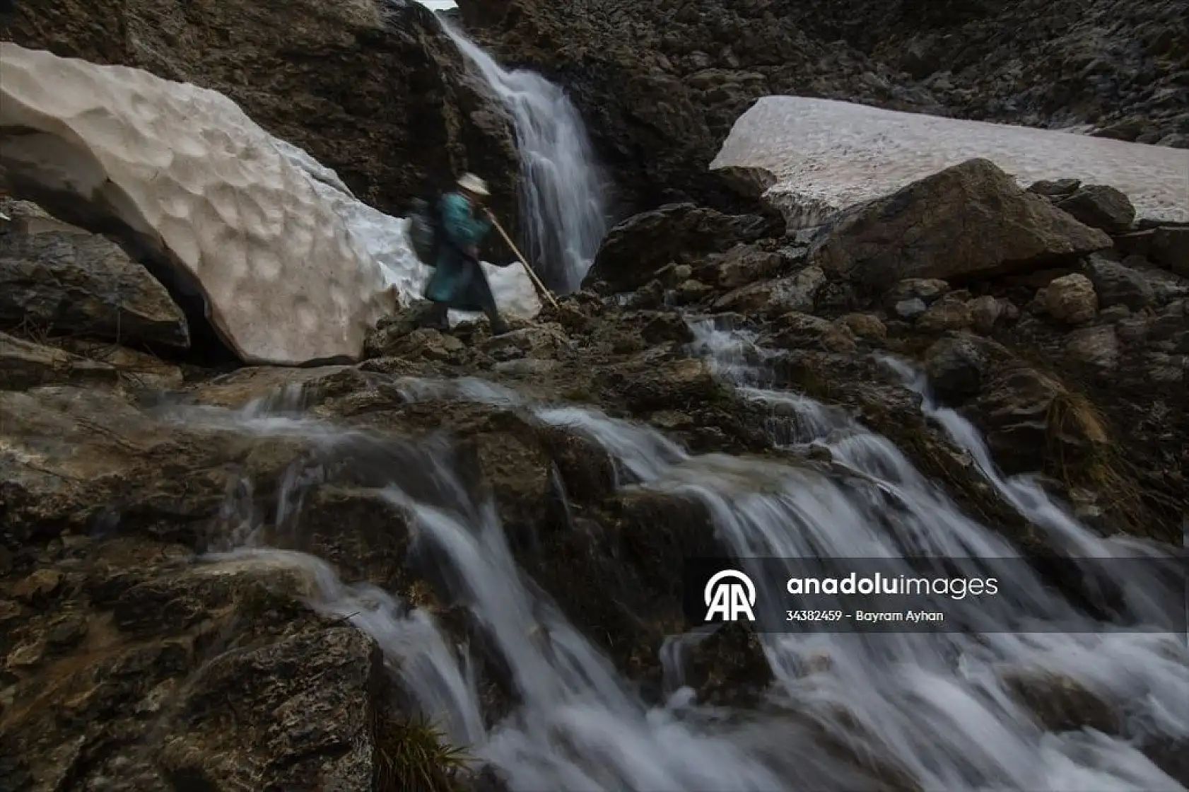 Porga Vadisi doğa tutkunları ve fotoğrafçıların ilgisini çekiyor