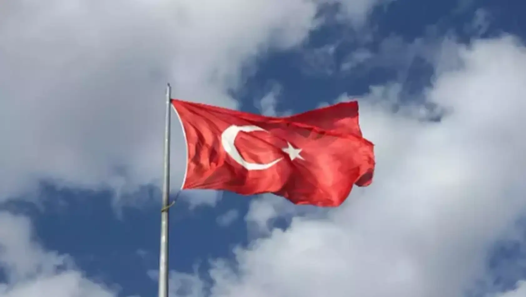 22-23 Nisan 2025 resmi tatil durumu