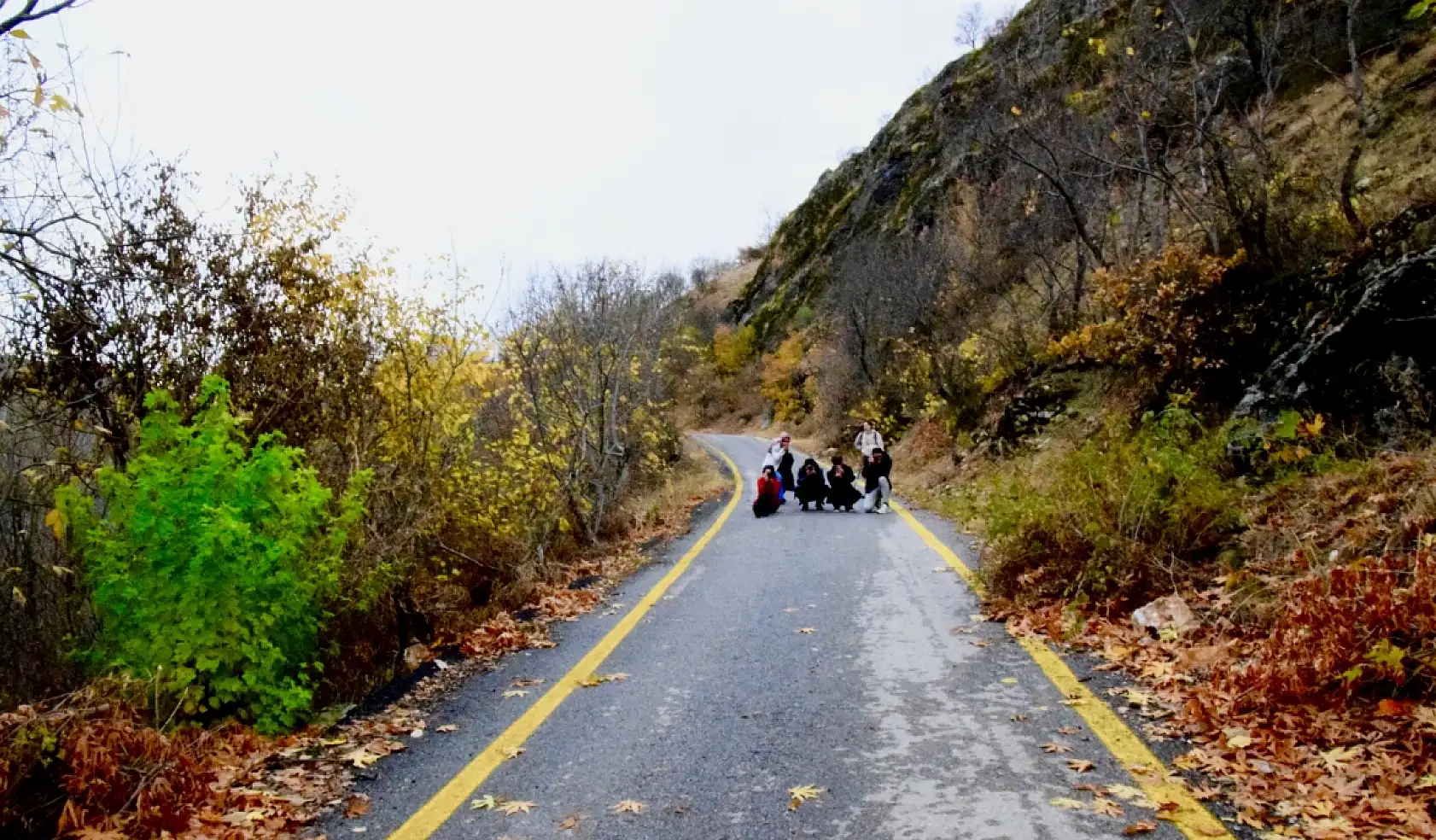 Arapgir'de Sonbahar Büyüsü: FotoKültür Ekibi Renklerin Peşinde