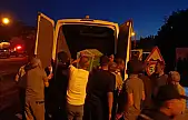 Devrilen otomobilin sürücüsü öldü, eşi ağır yaralandı