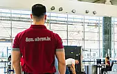 Havalimanlarına girişte sıvı kısıtlamaları uygulanırken aynı sıvı neden içeride satılıyor?
