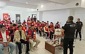 Malatya Büyükşehir Belediyesi'nden Gönüllülere Afet ve Yangın Eğitimi: Bilinçli Toplum, Güçlü Yarınlar!