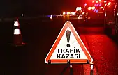 Tır şarampole devrildi: 2 ölü