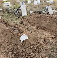 Anne ve Oğlu Yan Yana Toprağa Verildi: Aile İki Acıyı Birden Yaşadı