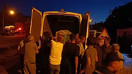 Devrilen otomobilin sürücüsü öldü, eşi ağır yaralandı