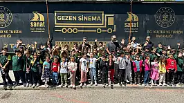 Gezen Sinema Tırı Elazığ'da Binlerce Çocuğu Sinemayla Buluşturuyor