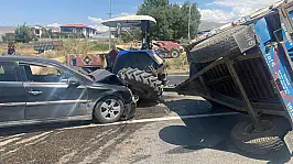 Malatya'da otomobil ile traktör çarpıştı: 2 yaralı