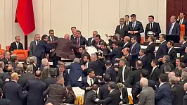 TBMM'de Yemin Töreni Öncesi Kavga