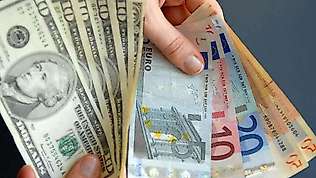 Dolar güçlü, euro zayıf: Dolar/TL 49,15'in, euro/TL 55'in üzerinde