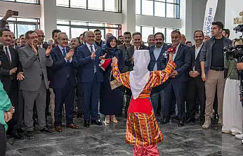 11. Malatya Anadolu Kitap Ve Kültür Fuarı Kitapseverlere Kapılarını Açtı